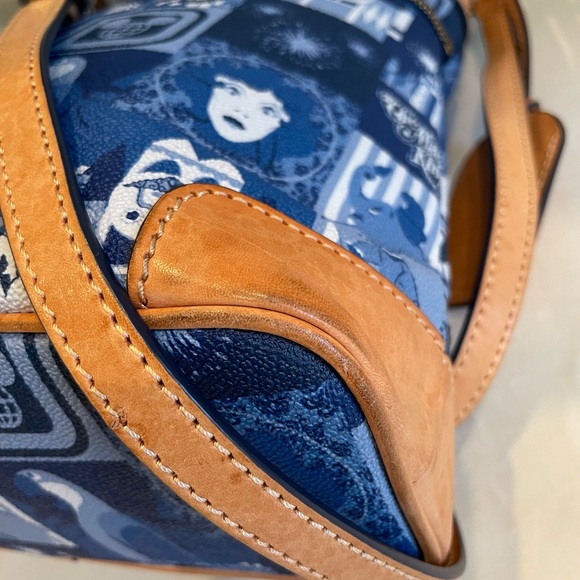 Dooney & Bourke Disney Magic Kingdom 45th Anniversary Letter Carrier 2016 - Picture 9 of 16